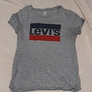 LEVI tee shirt. Size small. Gray.